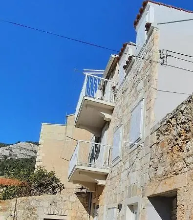 Vendégház Ceratonia
